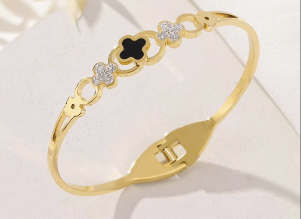 Clove Bangle